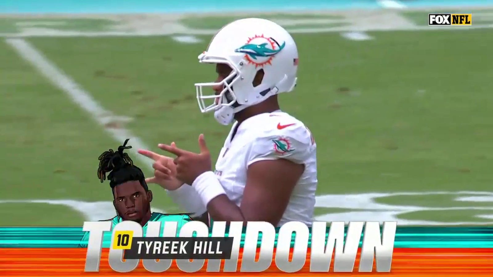 Tua Tagovailoa finds Tyreek Hill for a DEEP 69-yard TD