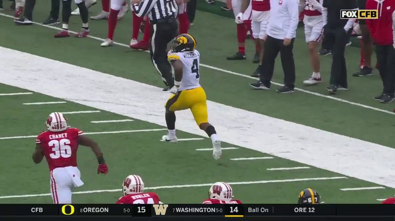 Leshon Williams rushes 82 yards for UNREAL TD to give Iowa a lead against Wisconsin