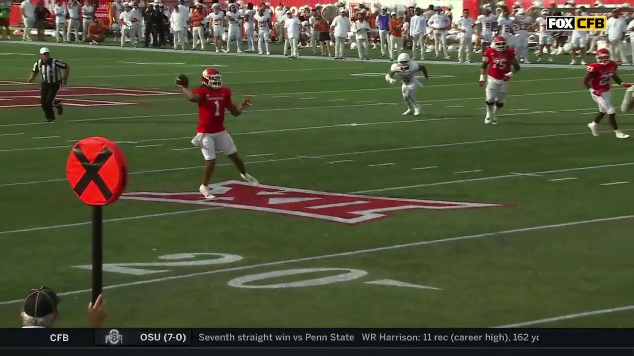 Donovan Smith shows off ELITE elusiveness in WILD 21-yard TD as Houston closes in on Texas' lead