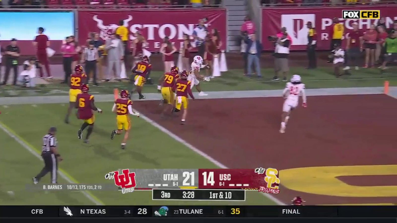 Bryson Barnes finds Sione Vaki for a 15-yard touchdown as Utah extends their lead over USC