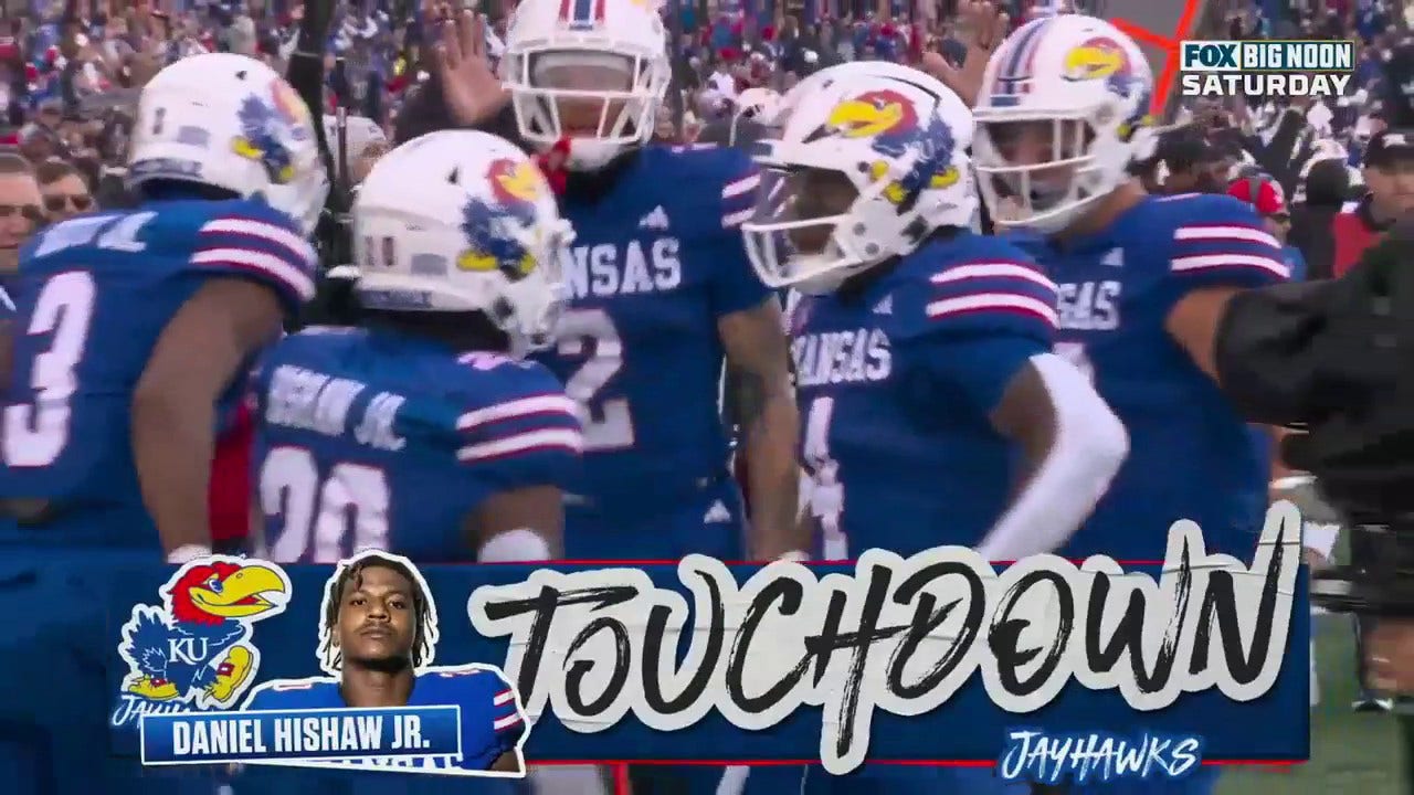 Daniel Hishaw Jr. rushes for a nine-yard TD to extend Kansas' lead vs. Oklahoma