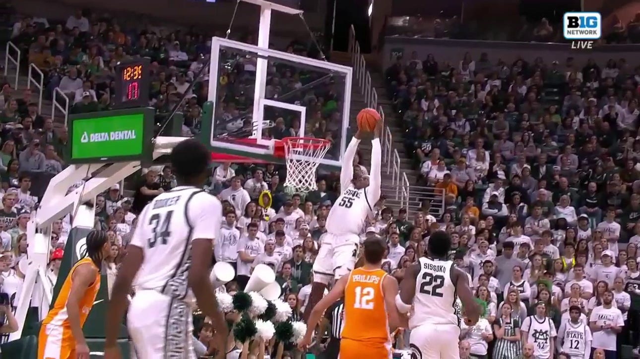 Michigan State's Coen Carr throws down a vicious alley-oop jam vs. Tennessee