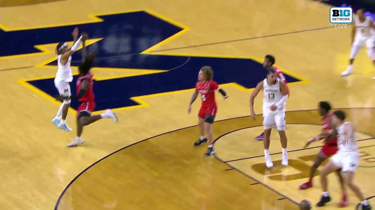 Dug McDaniel buries the three and gets the foul to extend Michigan's lead over Youngstown State