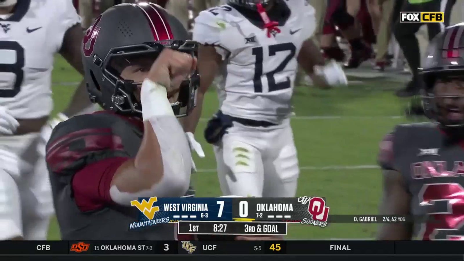 Dillon Gabriel keeps it and punches it in for a TD, bringing Oklahoma to a 7-7 tie with West Virginia