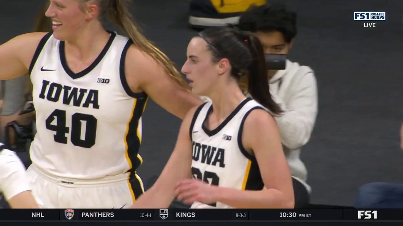 Caitlin Clark scores with contact to bring Iowa to a 42-42 tie with Kansas State