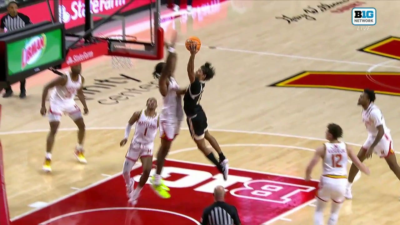 Julian Reese's swat turns to instant offense from Jahmir Young to extend Maryland's lead over UMBC