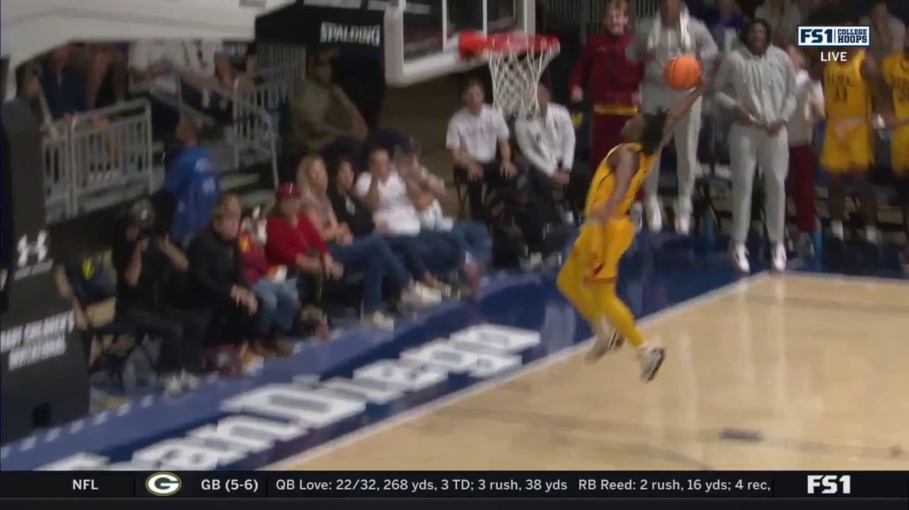 Isaiah Collier turns defense into offense by finishing a one-handed slam to strengthen  USC's lead over Seton Hall