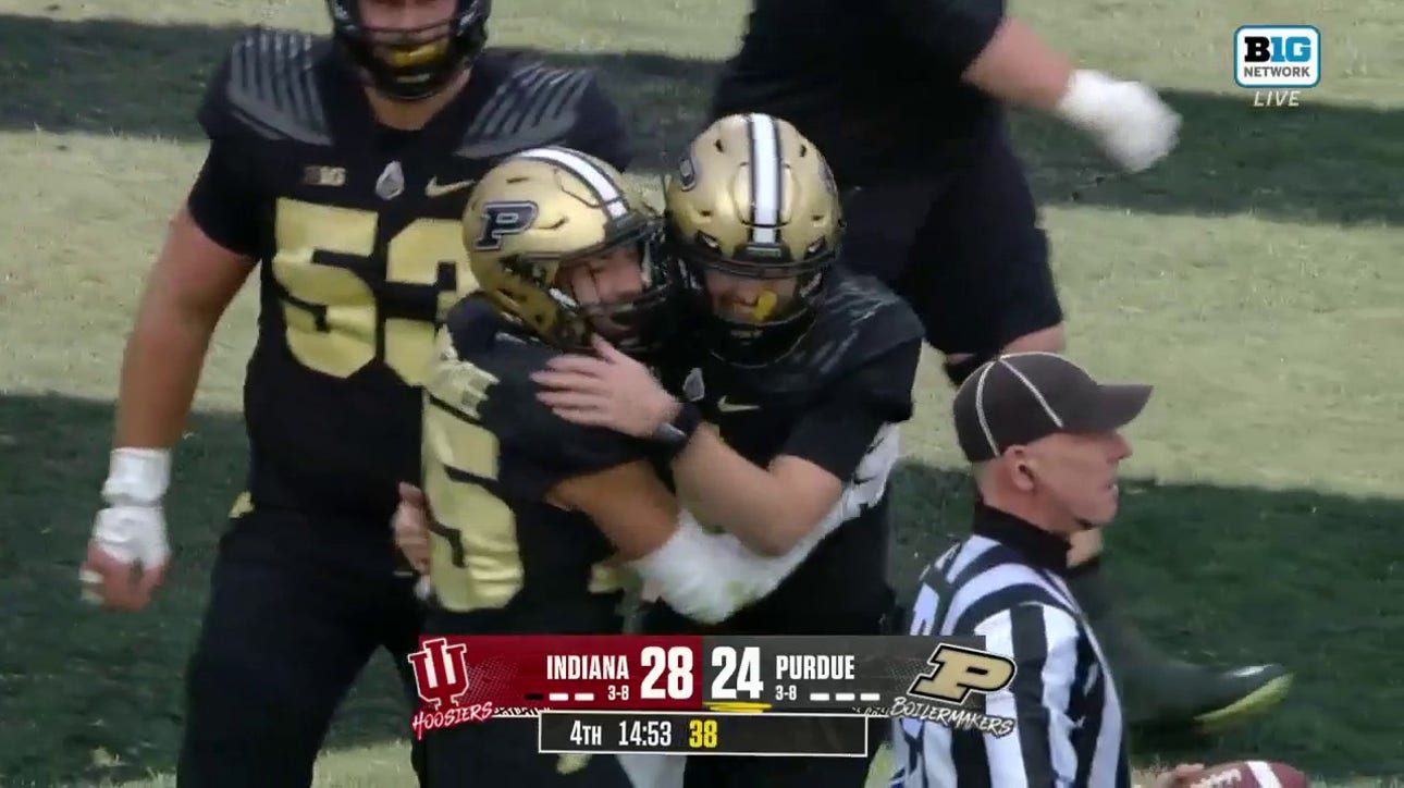 Purdue's Hudson Card links with Devin Mockobee for a 38-yard touchdown to shrink Indiana's lead