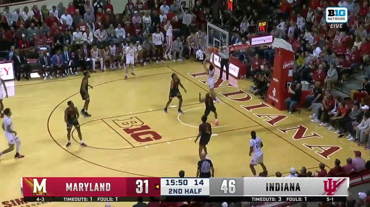 Trey Galloway cuts backdoor for a layup, extending Indiana's lead over Maryland
