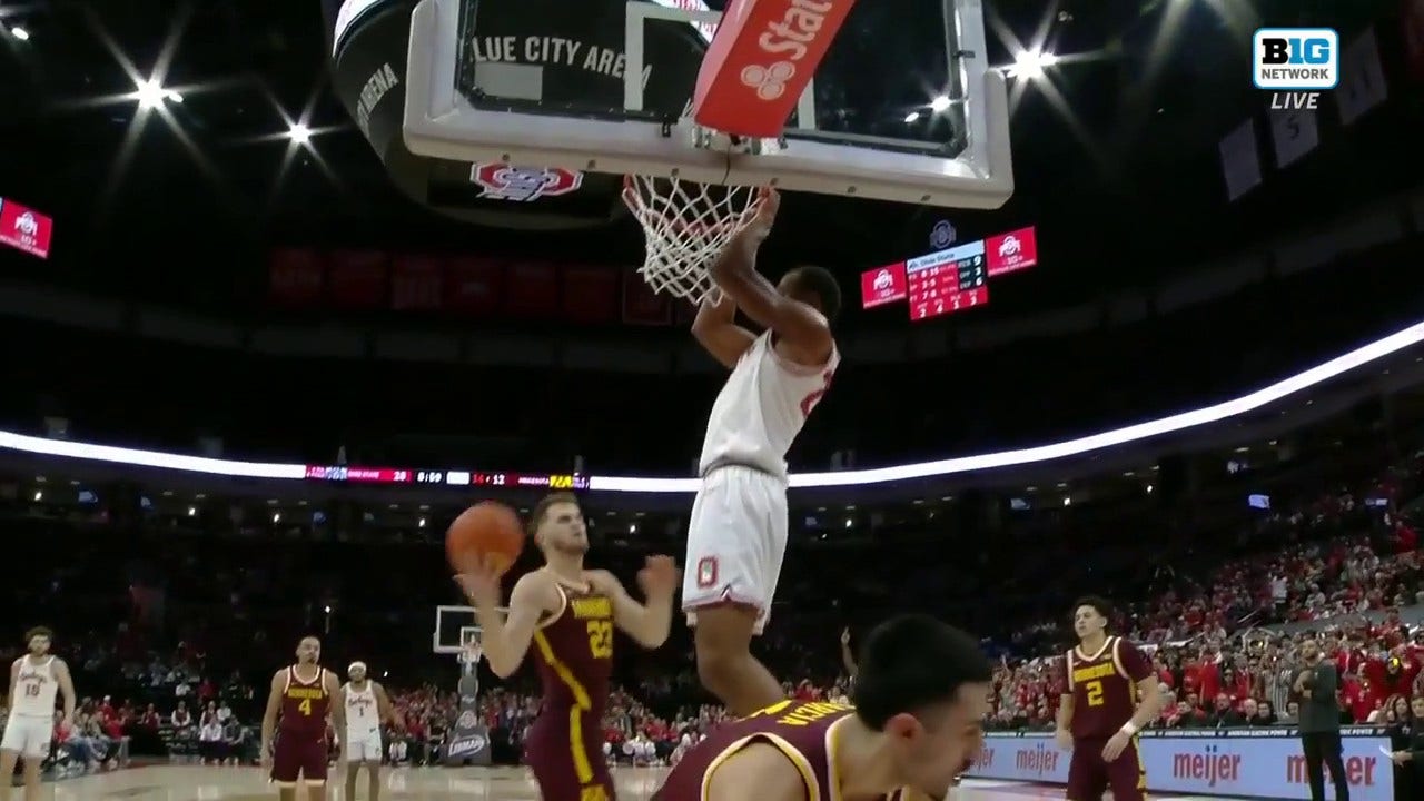 Zed Key throws down a thunderous dunk, extending Ohio State's lead vs. Minneosta