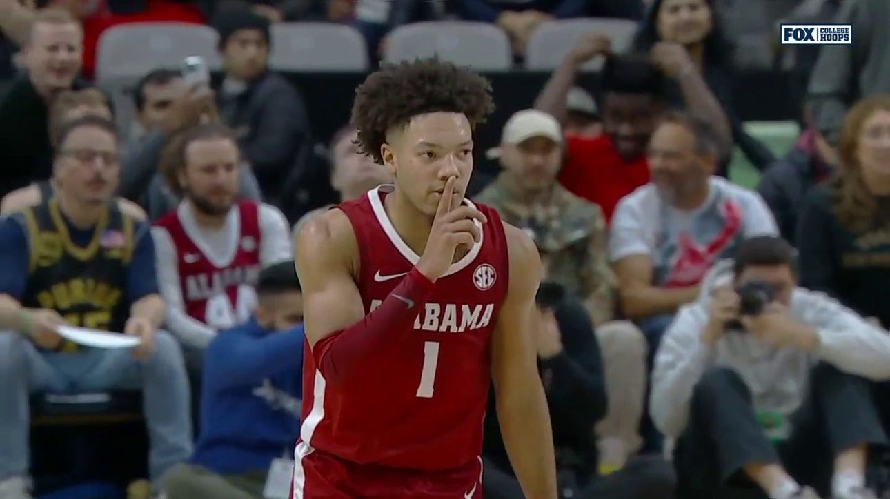 Mark Sears drills a 3-pointer to extend Alabama's lead against Purdue heading into halftime