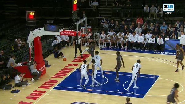 Georgia Tech's Naithan George delivers a perfect bounce pass to Miles Kelly for a two-handed jam