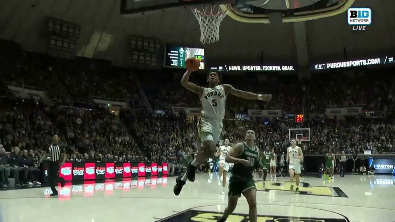 Purdue's Myles Colvin unleashes a MASSIVE one-handed dunk against Jacksonville