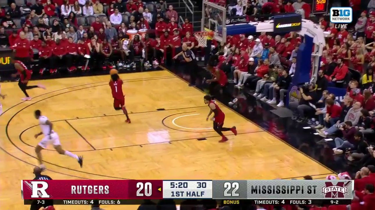 After some great ball movement, Dashawn Davis hits a three, extending Mississippi State's lead
