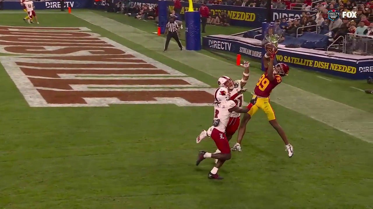 Miller Moss throws a GORGEOUS 12-yard TD to Ja'Kobi Lane to give USC a 35-21 lead over Louisville 