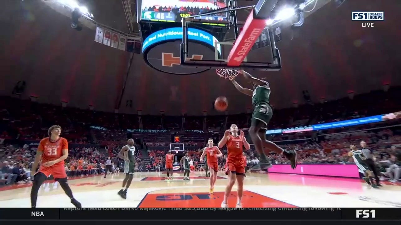 Michigan State's Coen Carr throws down a MONSTER two-handed alley-oop in transition vs. Illinois