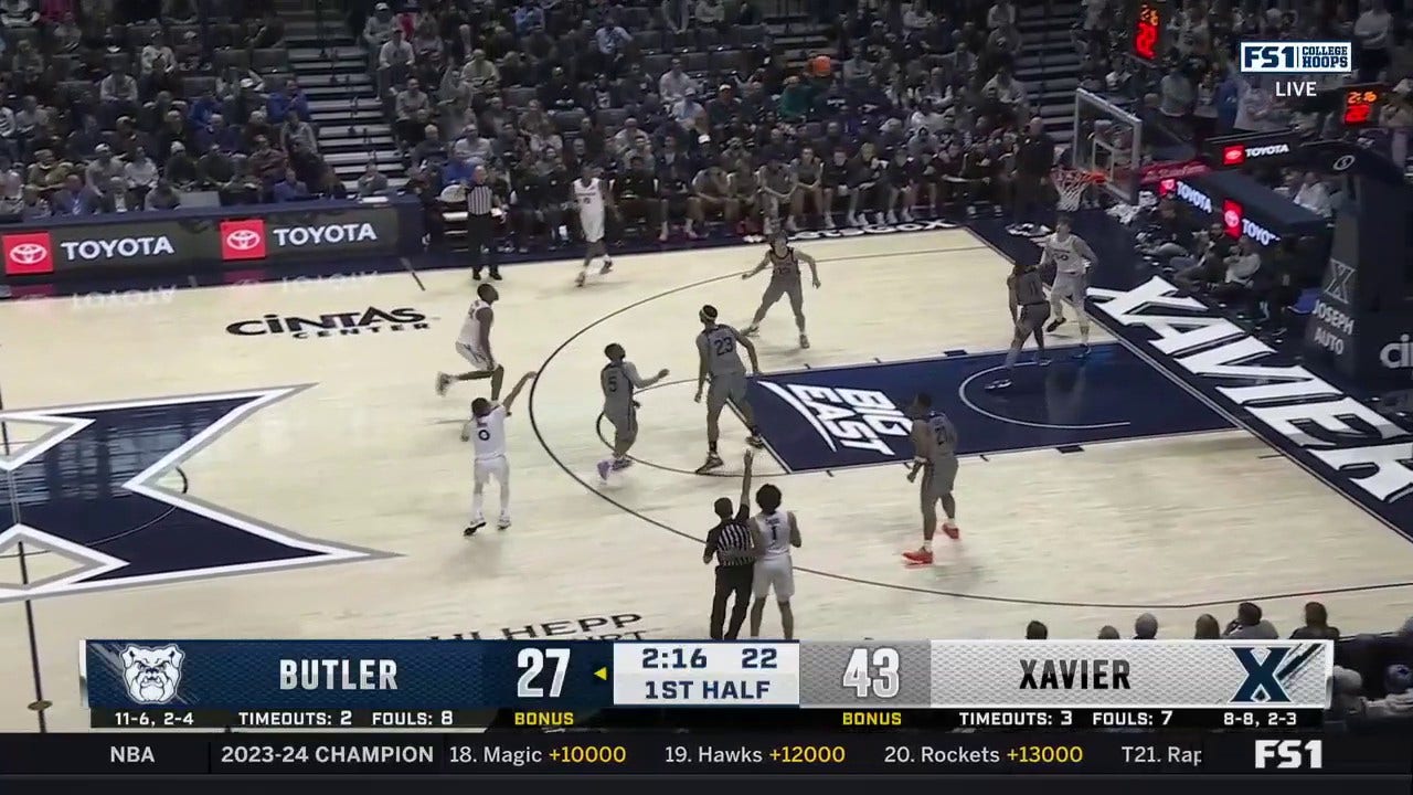 Xavier's Trey Green hits a 3-pointer that caps off an 11-0 run vs. Butler