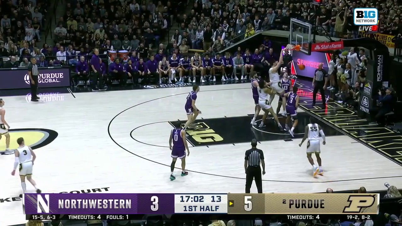 Zach Edey throws down a dunk, extending Purdue's lead vs. Northwestern