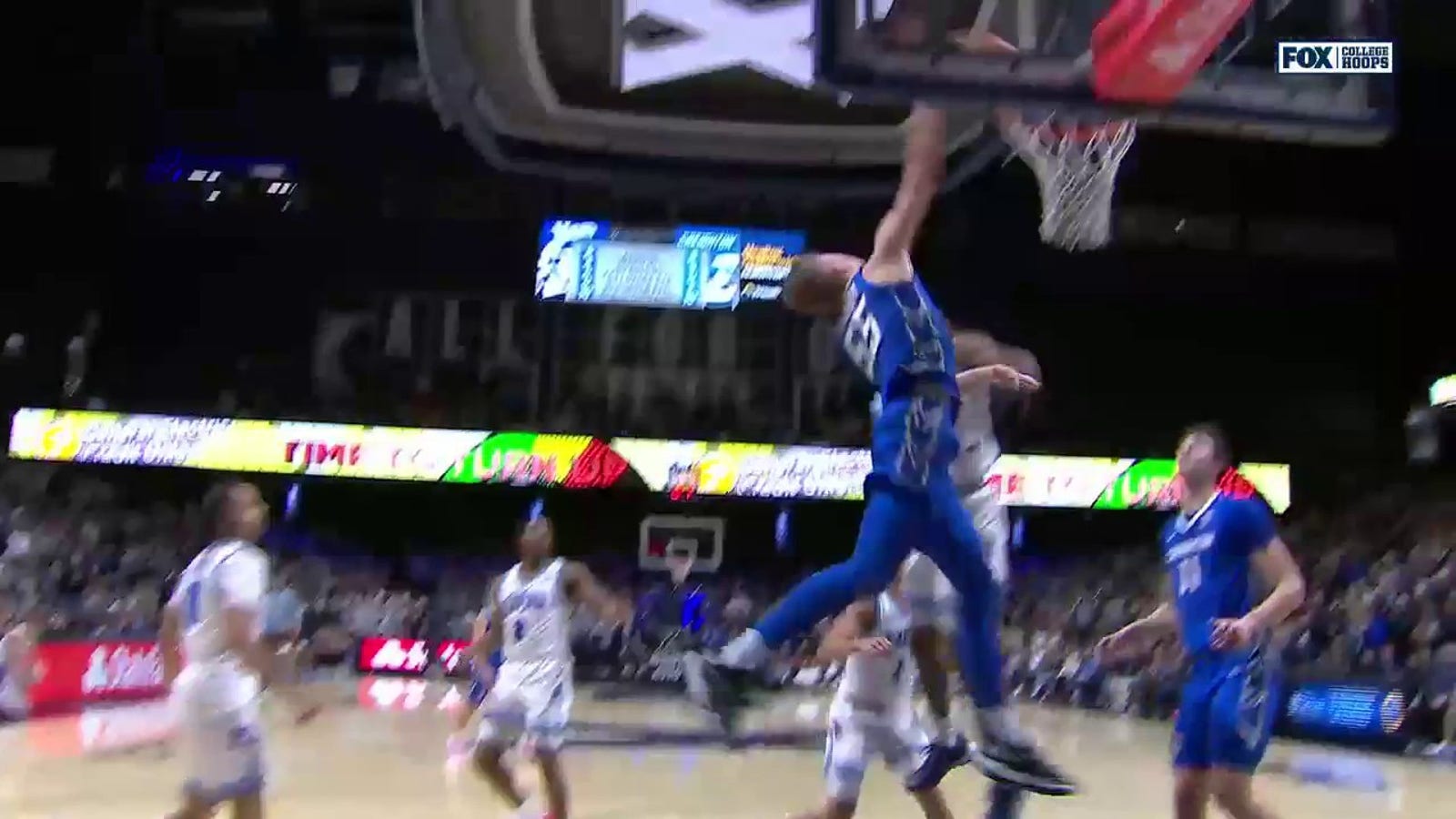 Baylor Scheierman puts up a massive dunk to shorten Xavier's lead over Creighton