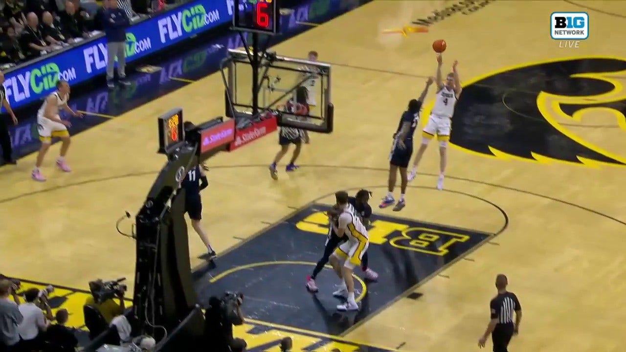 Iowa's Josh Dix keeps his perfect night alive with a stellar midrange bucket against Penn State