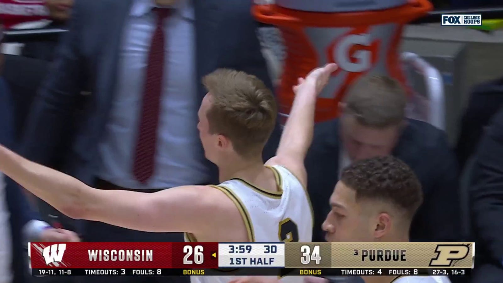 Fletcher Loyer hits a 3-pointer, plus a foul to extend Purdue's lead vs. Wisconsin
