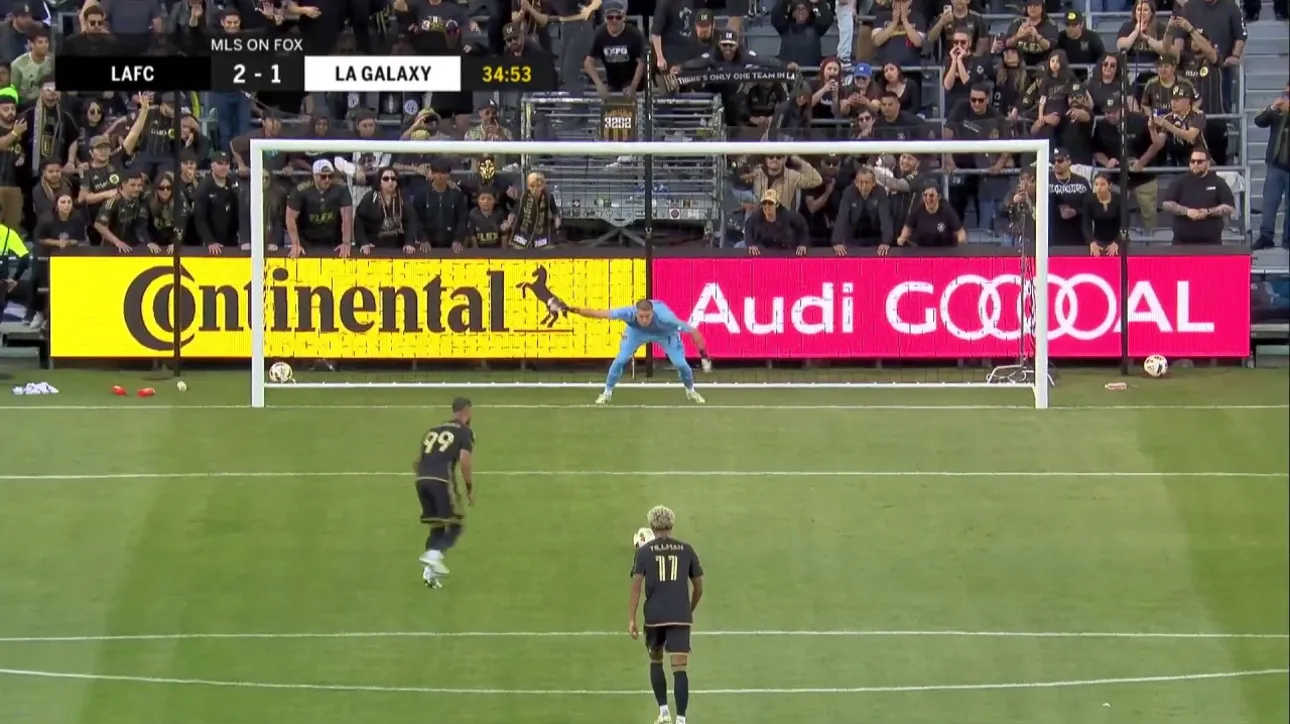 Denis Bouanga's clinical penalty finish helps LAFC regain the lead vs. L.A. Galaxy