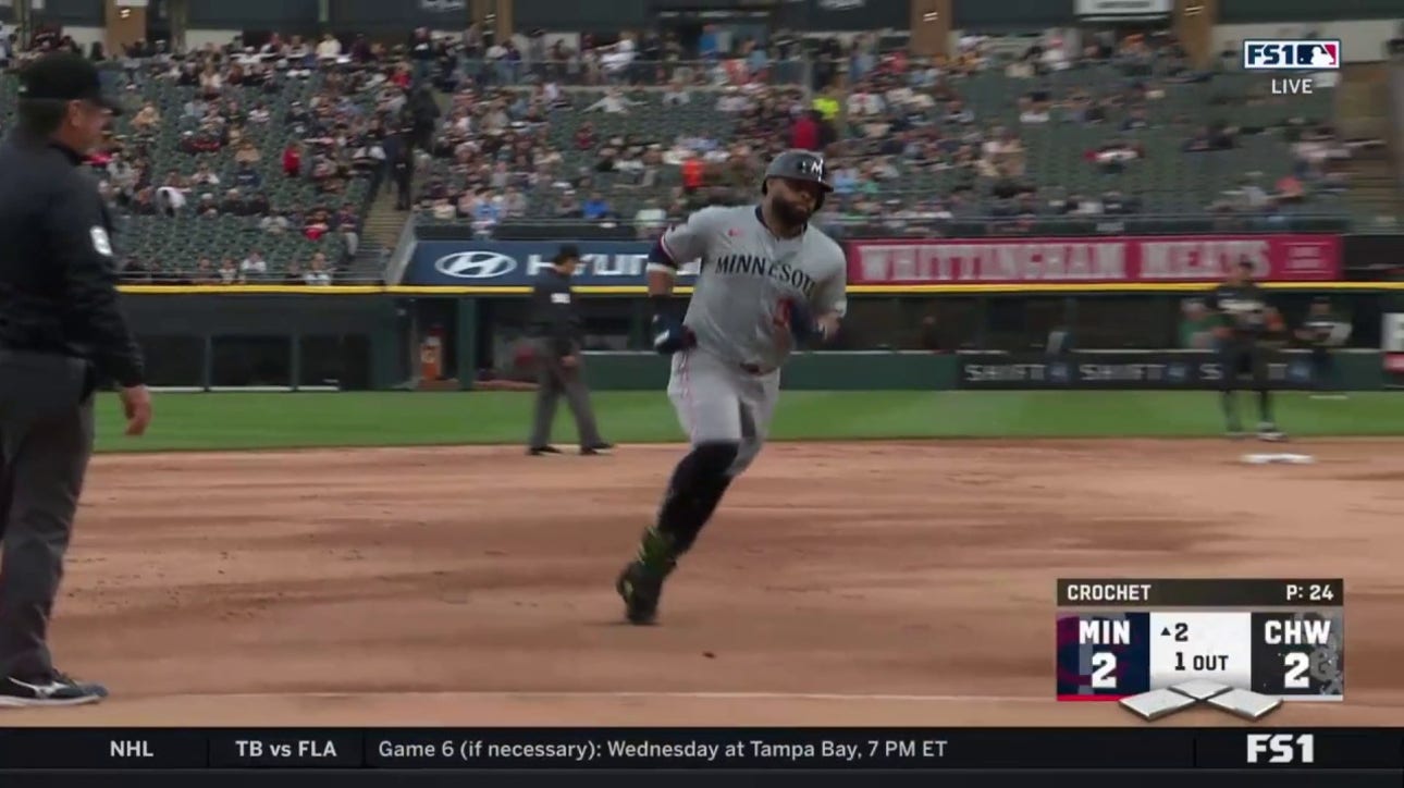 Carlos Santana smashes a two-run homer that brings the Twins to a 2-2 tie with the White Sox