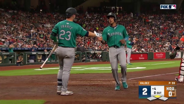 Mitch Garver knocks an RBI-double to extend Mariners' lead over Astros