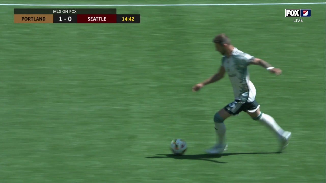 Felipe Mora finds the net to give Portland a 1-0 lead over Seattle