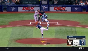 Orioles' Gunnar Henderson BLASTS home run on first pitch against Rays