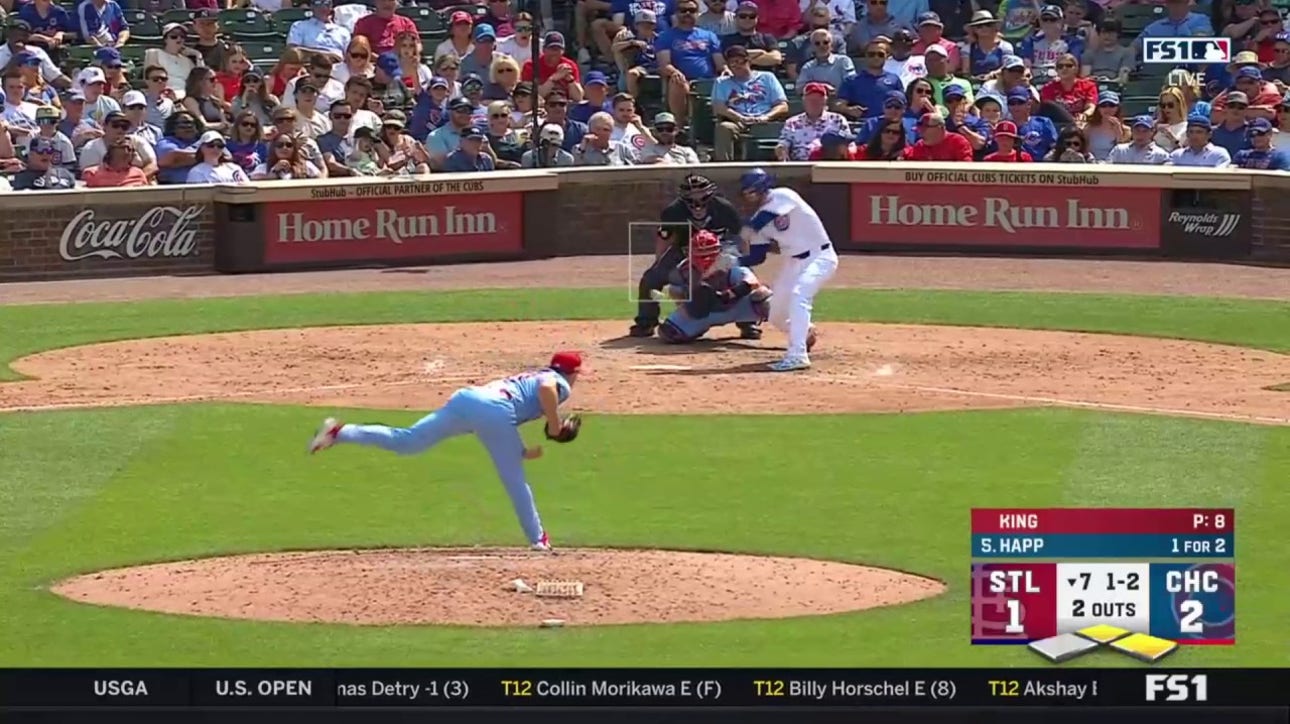 Ian Happ slams a three-run home run as the Cubs extend their lead over the Cardinals