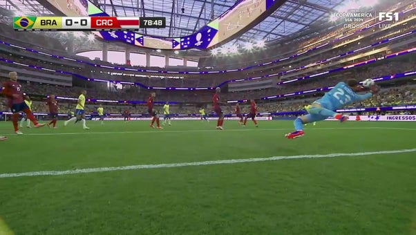 Costa Rica's Patrick Sequeira makes a great save to keep Brazil scoreless | Copa América 