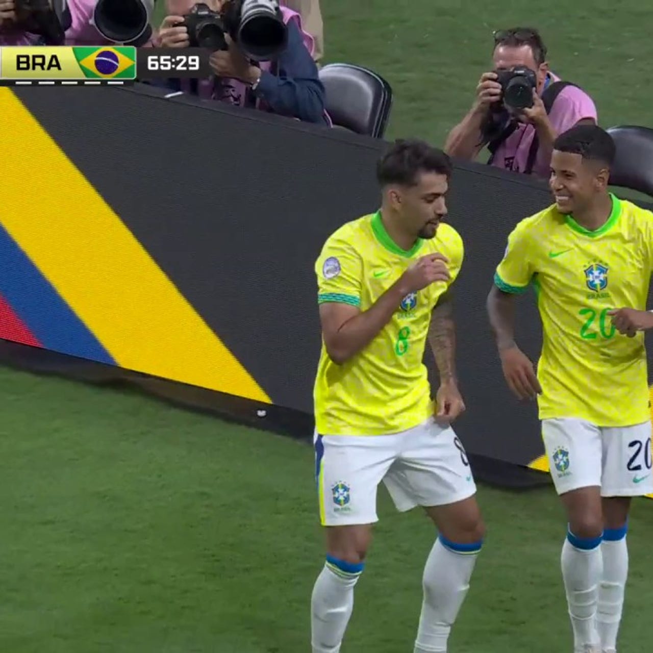 Lucas Paquetá sinks the penalty kick to give Brazil a 4-1