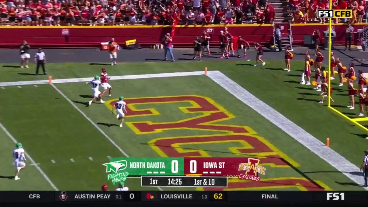 Rocco Becht connects with Jayden Higgins for a 21-yard touchdown, giving Iowa State an early 7-0 lead over North Dakota