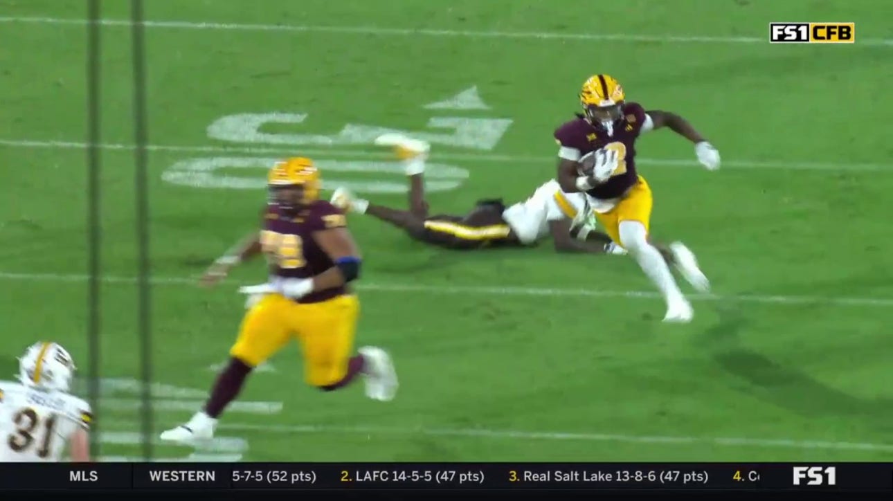 Sam Leavitt links up with Kyson Brown for an INCREDIBLE 68-yard TD, extending Arizona State's lead over Wyoming