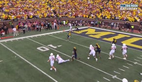 Quinn Ewers rolls out and finds Matthew Golden on a five-yard pass, extending Texas' lead over Michigan