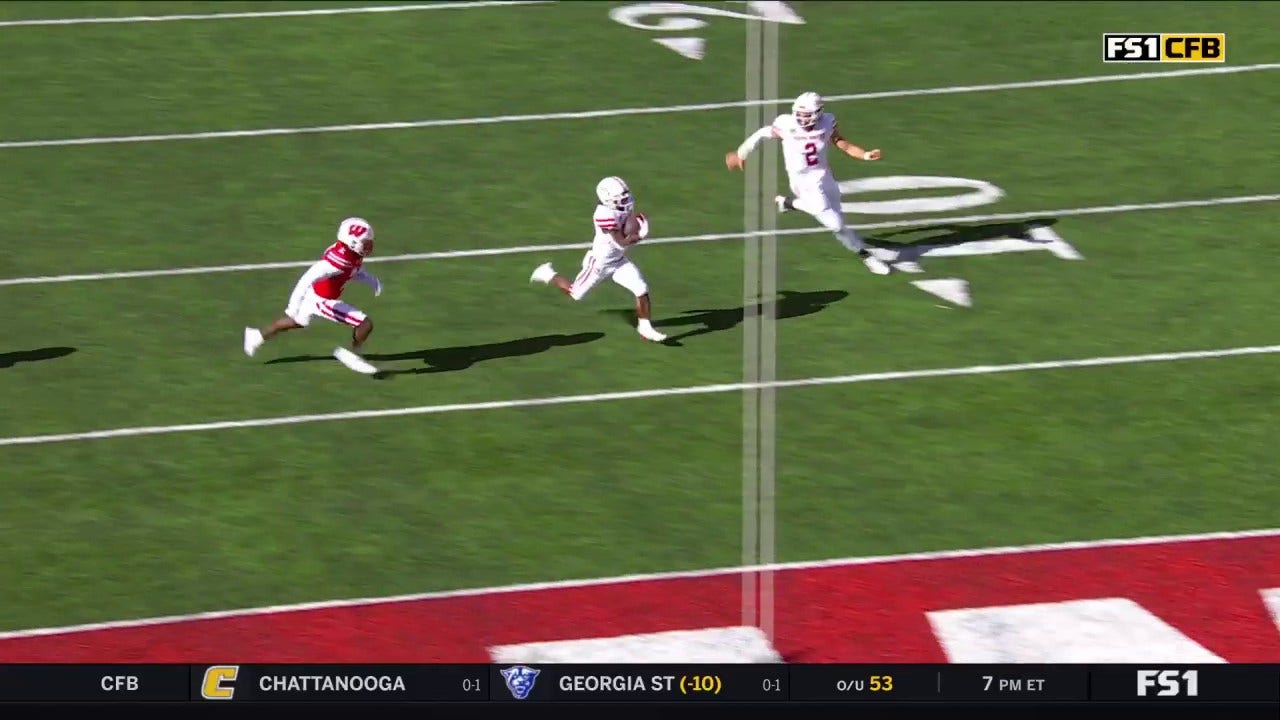 South Dakota's Keyondray Jones-Logan rushes for an AMAZING 35-yard TD vs. Wisconsin