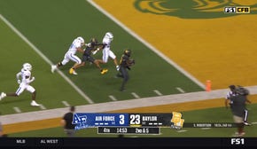 Richard Reese breaks out for a 28-yard touchdown to extend Baylor's lead over Air Force