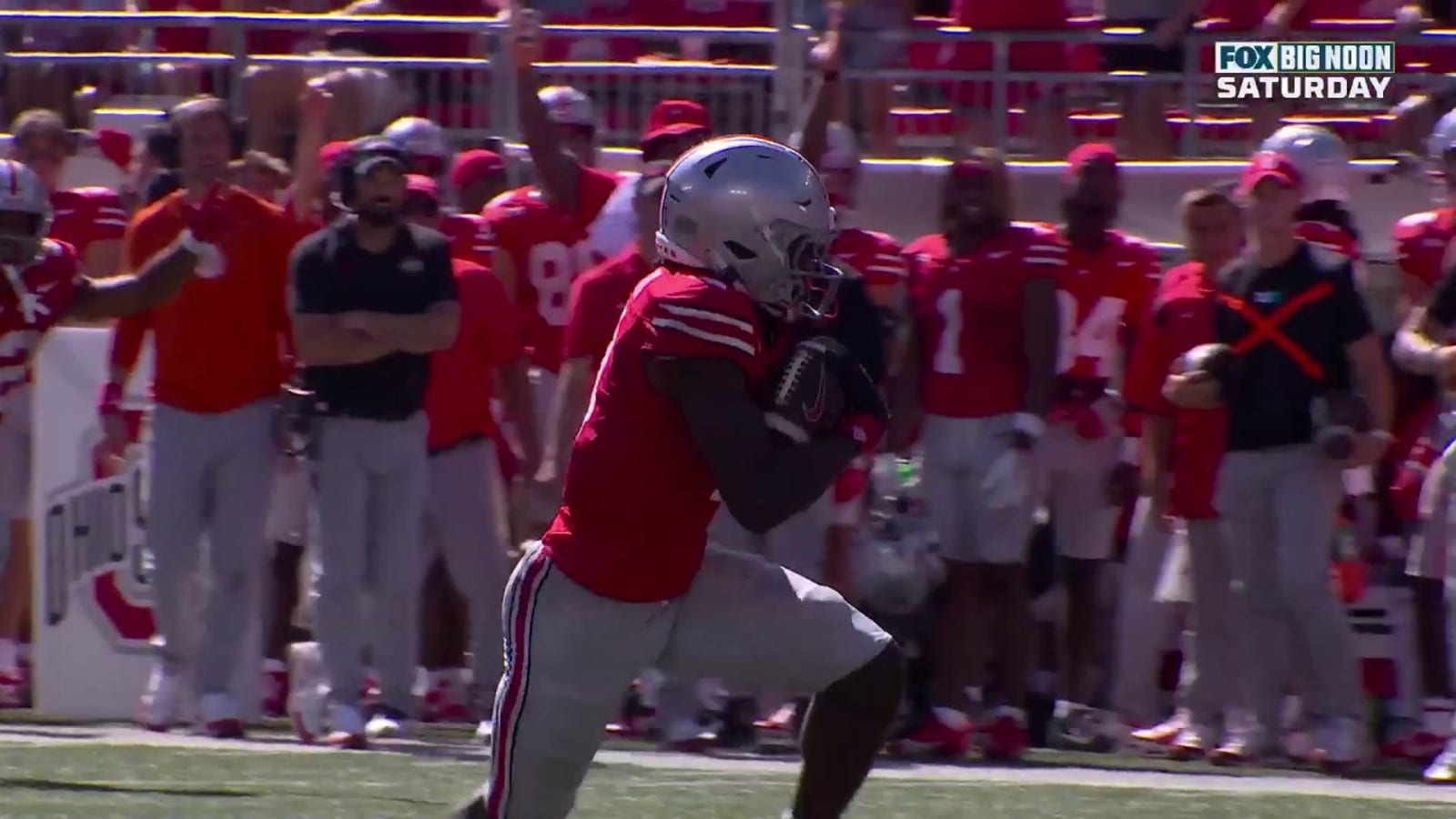 Jeremiah Smith embarrasses Marshall's defense with a 53-yard touchdown and gives Ohio State a 42-14 lead over Marshall 