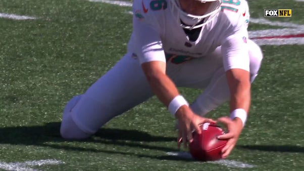 Dolphins' special teams botches field goal attempt against Patriots