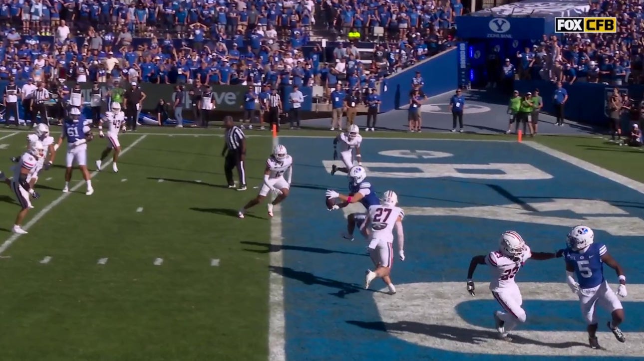 Jake Retzlaff connects with Chase Roberts on a nine-yard TD, extending BYU's lead vs. Arizona