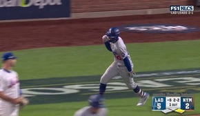 Mookie Betts crushes a two-run homer, extending Dodgers' lead over Mets