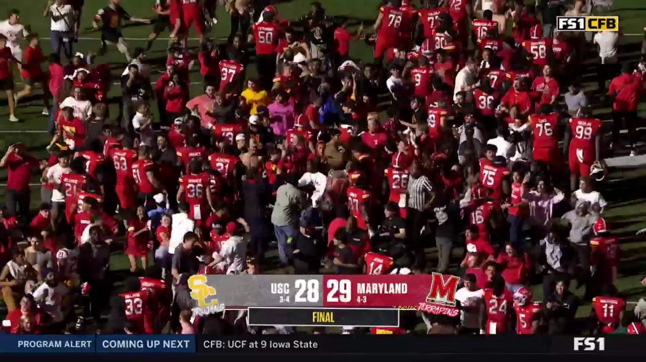 Maryland Terrapin fans STORM the field after upset victory vs. USC Trojans | FOX College Football  