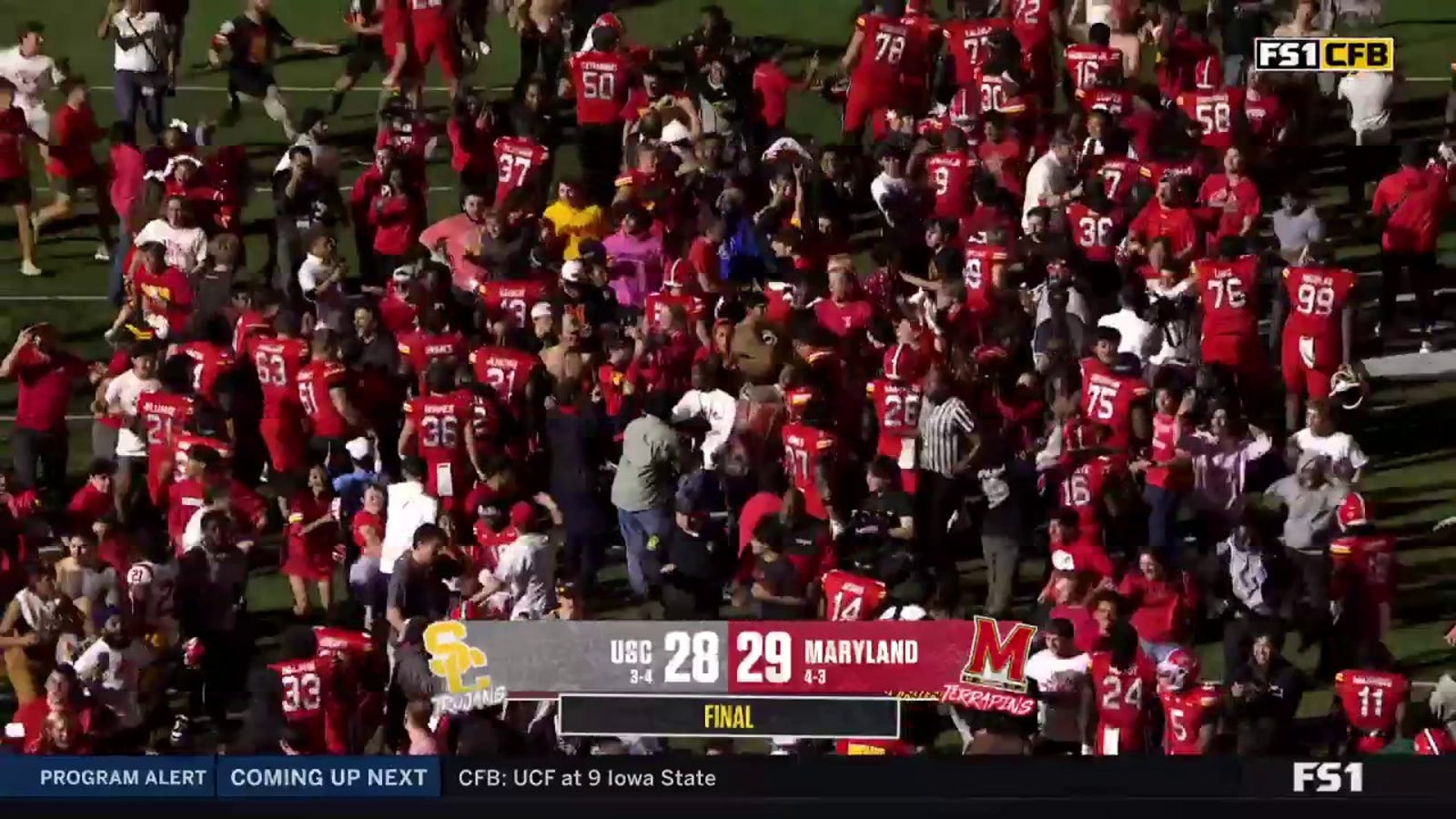 Maryland Terrapin fans STORM the field after upset victory vs. USC Trojans 