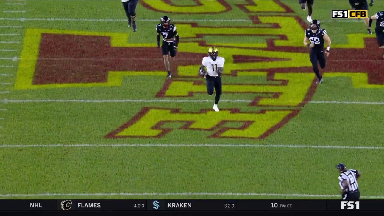 UCF's Jacurri Brown shows off ELITE speed in 67-yard rushing TD to extend lead vs. Iowa State