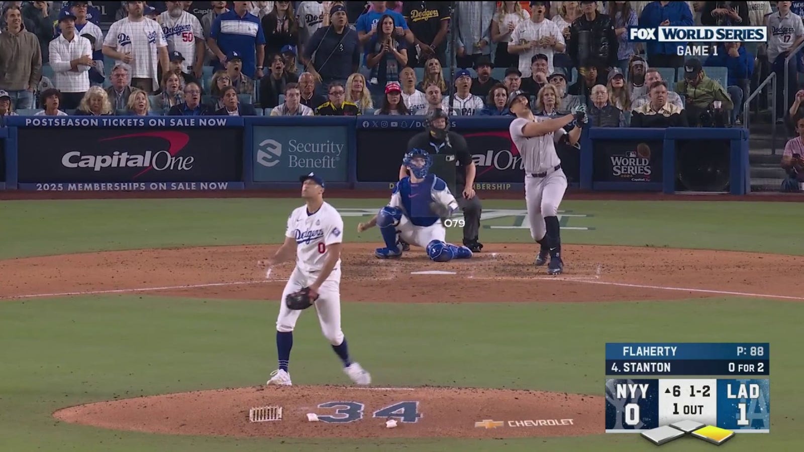 Giancarlo Stanton BLASTS a two-run homer to give Yankees a 2-1 lead over Dodgers