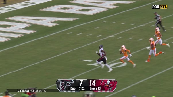 Kyle Pitts scores his second touchdown on 49-yard pass from Kirk Cousins 