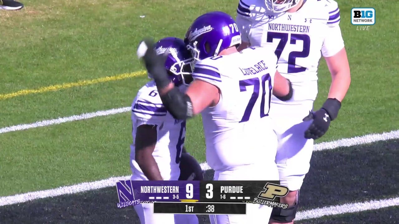 Northwestern's Joseph Himon II gets loose for a 51-yard touchdown to take a 10-3 lead over Purdue