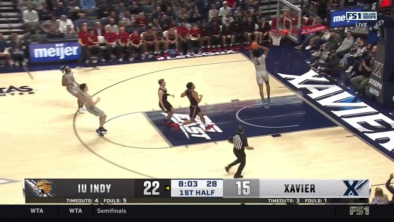 Xavier's Dailyn Swain throws down the dunk in transition vs. IU Indy