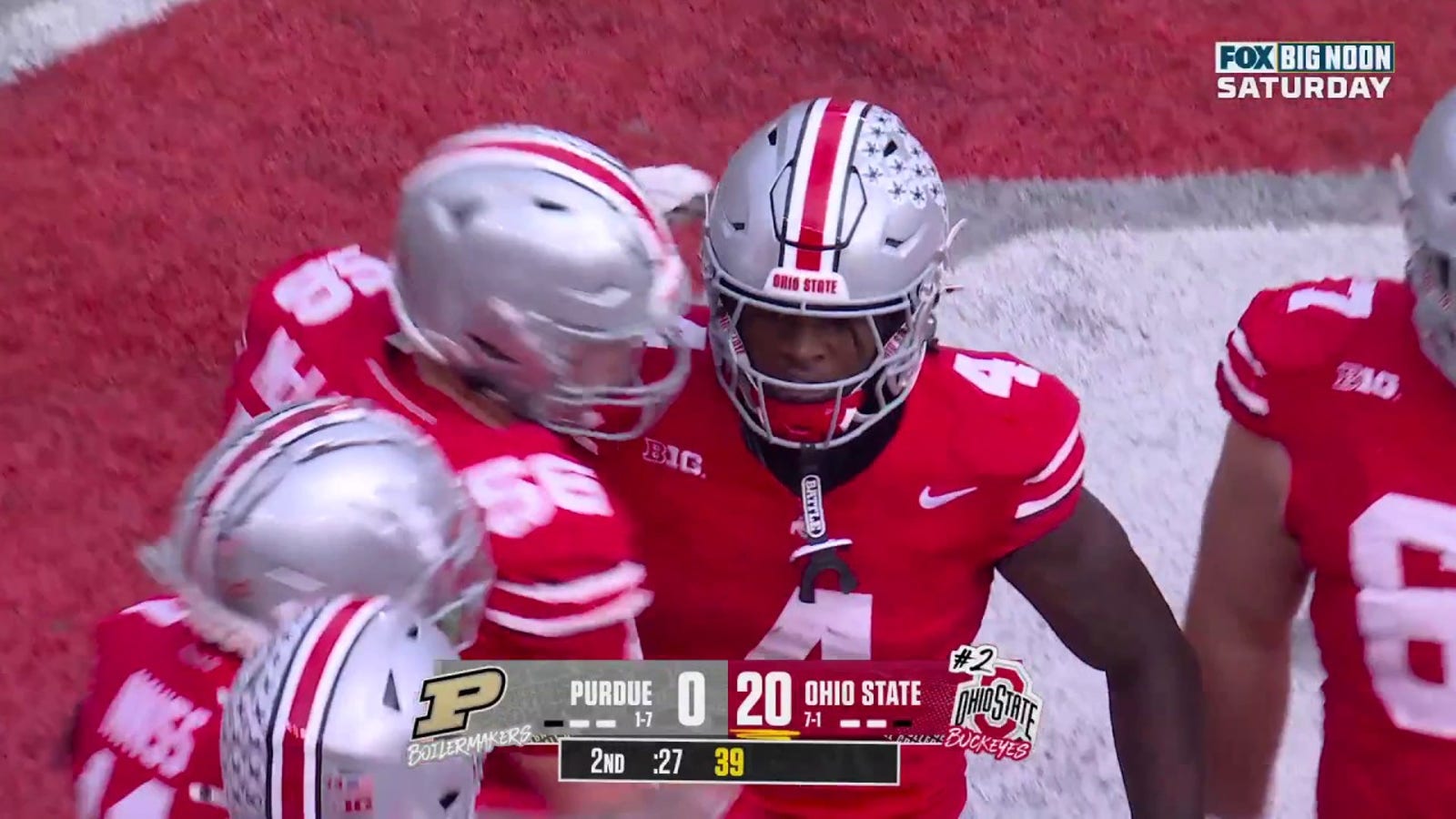 Will Howard finds Jeremiah Smith for a 17-yard TD, extending Ohio State's lead over Purdue